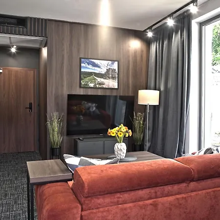 Rajski 204 Prywatne Jacuzzi I Taras Z Widokiem Na Gory アパート シクラルスカ・ポレンバ
